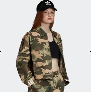 *NWT* Adidas ripstop cropped camo jacket